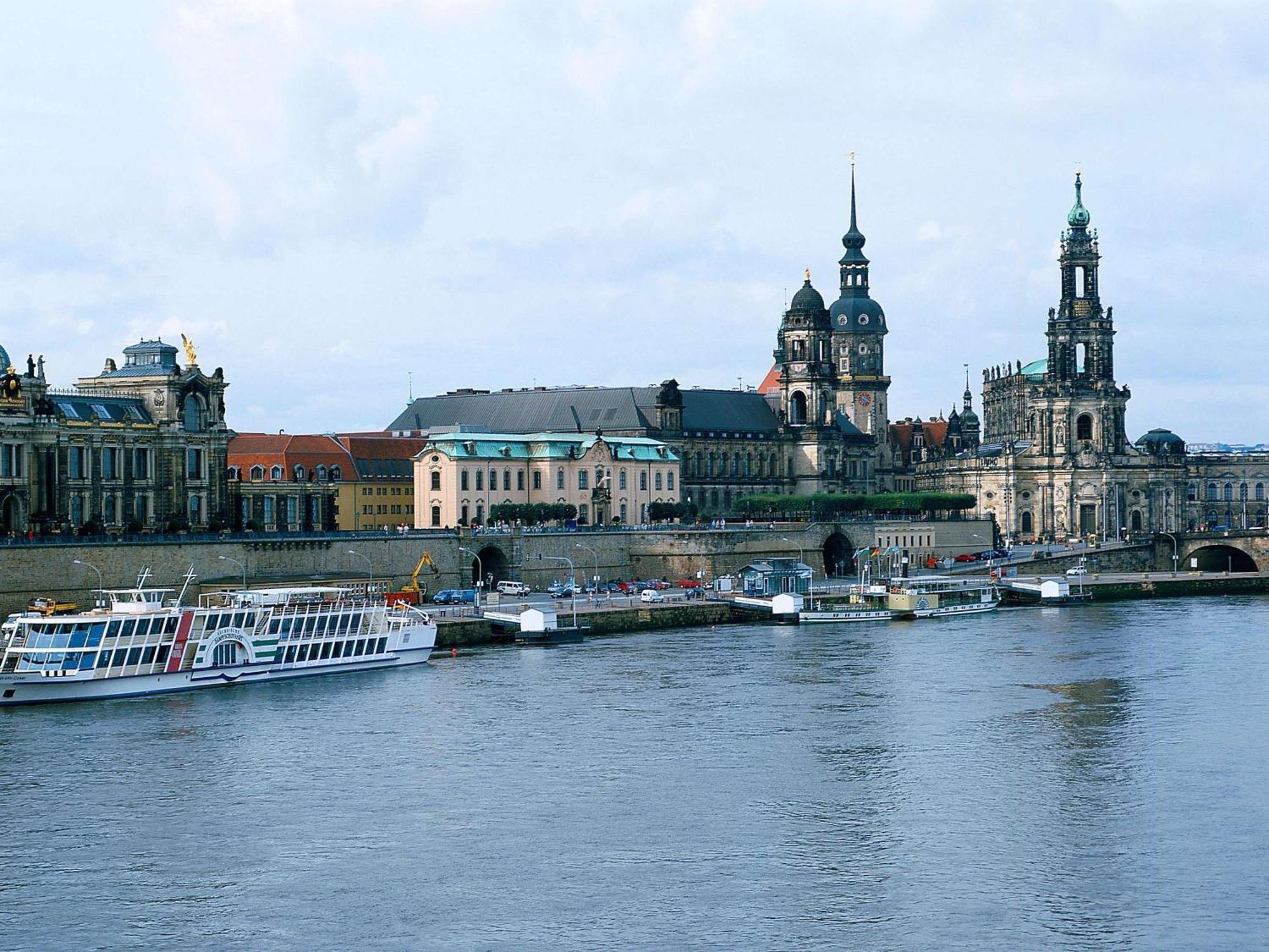 Ibis Budget Dresden City Exterior foto