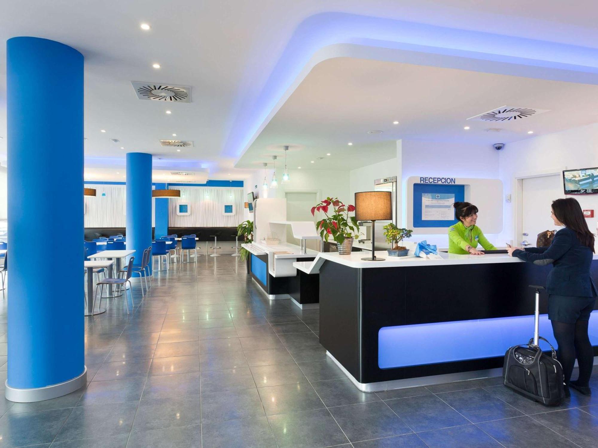 Ibis Budget Dresden City Exterior foto
